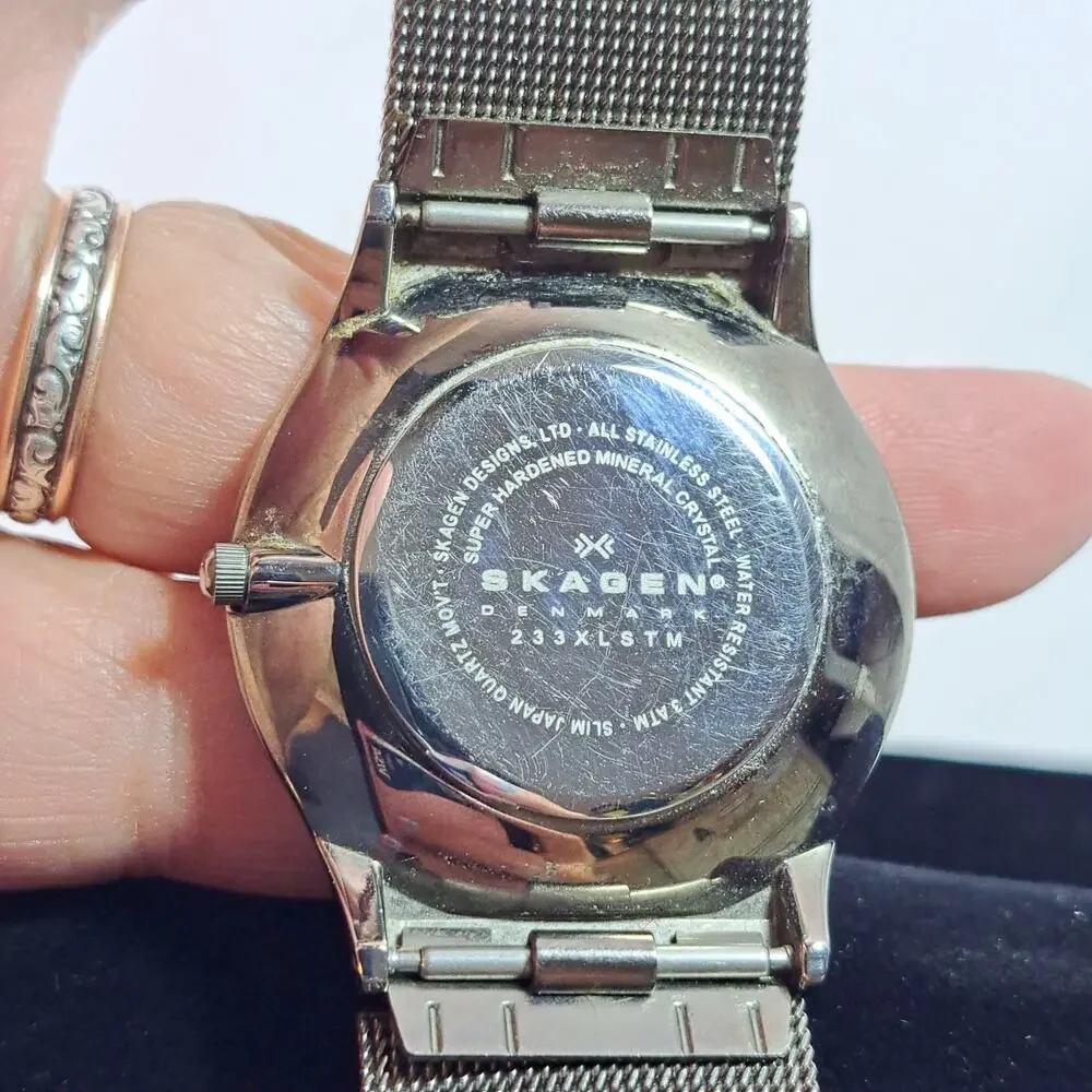 Skagen 233XLSTM Stainless Steel Gunmetal Grey Dial Quartz 36mm Mens Watch